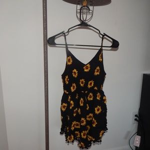 Zaful Sunflower Romper w/ Pockets